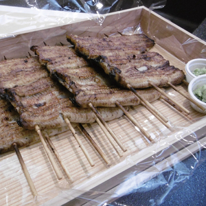 【文政5年(1822)創業 中川楼】鰻白焼4串 【鰻 ウナギ うなぎ 土用丑の日 土用 丑の日 かば焼き 蒲焼き 国産 うなぎ蒲焼 老舗】(BV-81)