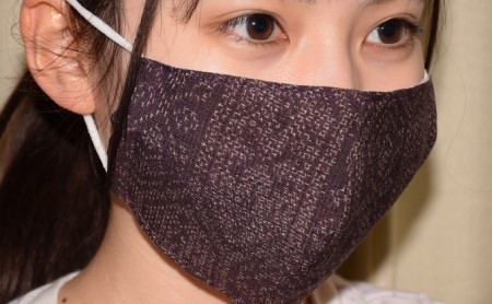 天然の抗菌作用　結城つむぎ(シルク)の手作りマスク【2枚セット】 中サイズ