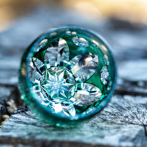 江戸切子 冷酒杯 伝統工芸士作〈水仙〉カガミクリスタル | 江戸切子 グラス 茨城県 龍ケ崎市