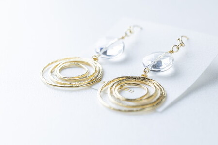 天然水晶 大ぶりピアス ※北海道・沖縄・離島への配送不可