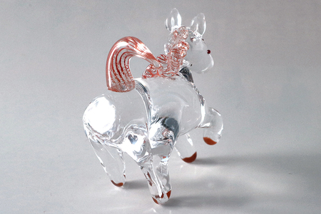 【赤】駆け馬（かけうま） 令和8年 R8 2026年 干支 馬 午 お正月 モチーフ 茨城県 ガラス 置物 赤 青 ガラス工房 神魂 笠間市 CW-067-01