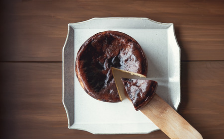 [ご自宅用簡易包装] 昼下がりの「ブラウンバスクチーズケーキ」450g×1個 │ チーズケーキ