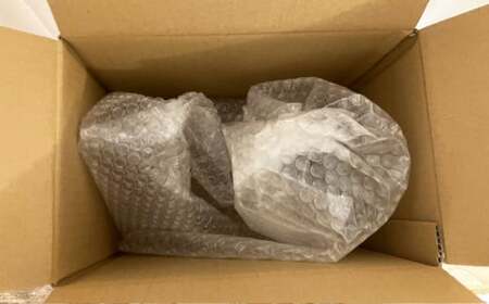 【絵付け手描き】ワイングラス ブルゴーニュ「小菊と雪の結晶」  筒井啓子作 1個