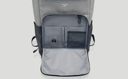 CH ボックスバックパック ブラック SW-CH009-BK