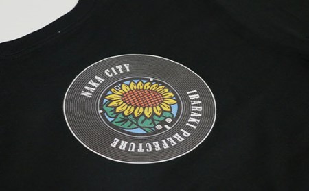 バックプリント那珂市 マンホールTシャツ 黒 S M L XL ひまわり ご当地オリジナルデザイン オリジナルギフト 都道府県 リンクコーデ Tshirt ティーシャツ Tシャツ ご当地グッズ おしゃれ カラー 半袖 Ｔシャツ グラフィック アート STREET ストリート