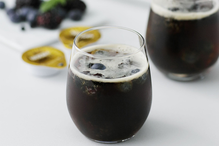 ネスカフェ アイスブレンド ポーション 無糖 18個×12袋(合計216杯分) インスタントコーヒー ネスレ [2073]