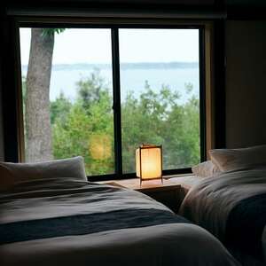 霞ヶ浦湖畔で完全プライベート。一棟貸しの宿「水郷園」宿泊券(4名様分)_旅行券・チケット 宿泊券  _【1558180】