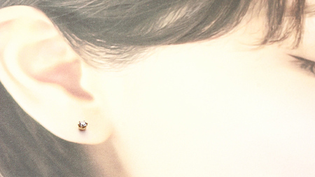 桜ピンクのラウンドブリリアントカットピアス 【ピンクダイヤモンド】  [AH036sa]