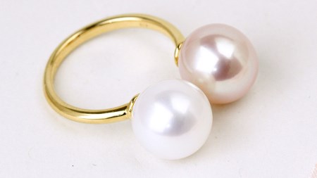 ほんのりピンクとパープルカラーの湖水真珠のフォークデザインリング [AH064sa]