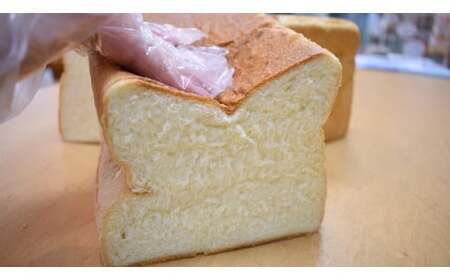 AU-13 6ヵ月定期便　高級食パン 3斤×6回 食パン パン