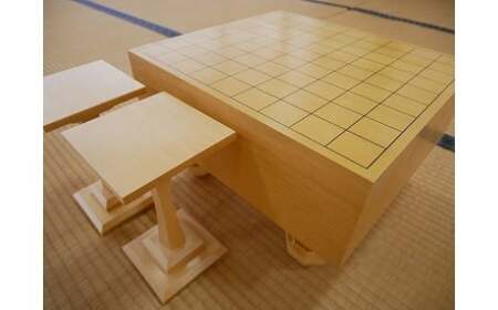 将棋　将棋盤　脚付き　駒台付き　　駒無し Amazon | 将棋盤（フタ付）足付き-駒台付（収納可能タイプ