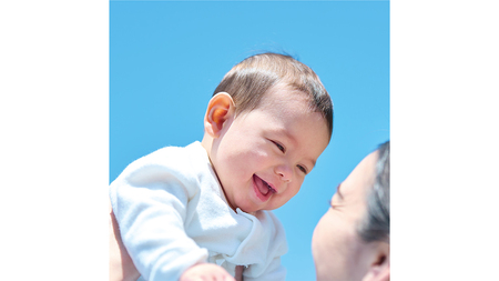 【 コンビ 】スゴカル エッグショック LA （グレーアイボリー）119767