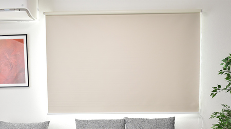 TOSO ロールスクリーン ボールチェーン式 遮光生地 90cm×220cm（アイボリー）