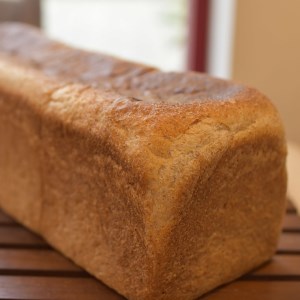 【数量限定】全粒粉食パン1本（３斤分）【国産小麦粉、国産全粒粉】【卵、乳不使用】