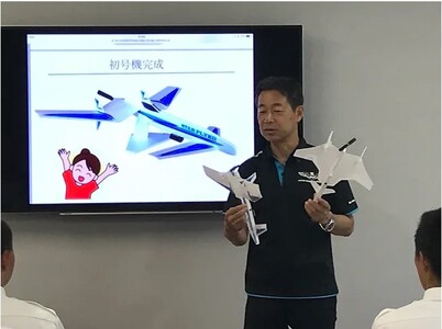 K2512 電動紙飛行機フライベリーでブルーインパルスを飛ばそう!(工作と競技体験付き)