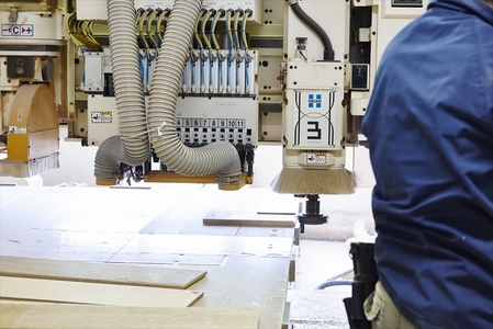 【小箱マカロン60サイズ　オーク】旋盤の「削る」技術を利用した小さな丸い箱　国産　建彦木工　直径60mm×30mm【栃木県足利市】 F7Z-697