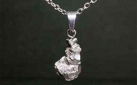 カンポデルシエロ隕石のネックレス F7Z-1327
