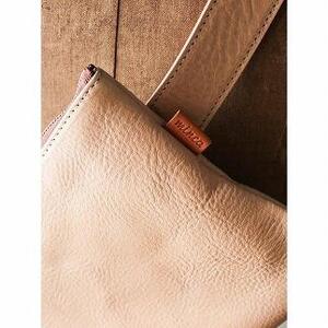 【minca】 全4色 栃木レザーのボディバッグ /ブラック【小物 ファッション 人気 おすすめ 】