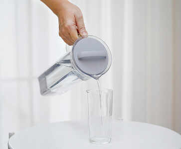 軽くて割れにくいトライタン製 コールドブリュー ティーピッチャー リリー | HARIO ハリオ ポット サーバー 容器 1.2L