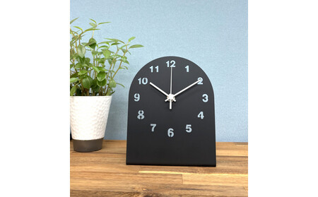 ステンレス 置き時計 ブラック インテリア モダン スタイリッシュ 時計【雑貨 日用品 人気 おすすめ 】