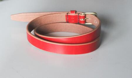 【minca】細幅20mmベルト/32インチ  栃木レザーの希少な「ハーネスレザー」使用の贅沢な1枚革のレザーベルト/レッド/HL-B04/RED　728【小物 ファッション 人気 おすすめ 】