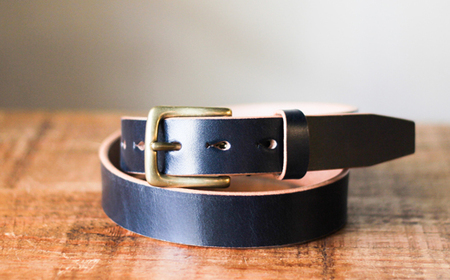 【minca】幅30mmベルト/38インチ  栃木レザーの希少な「ハーネスレザー」使用の贅沢な1枚革のレザーベルト/ネイビー/HL-B01/NAVY/minca　596【小物 ファッション 人気 おすすめ 】