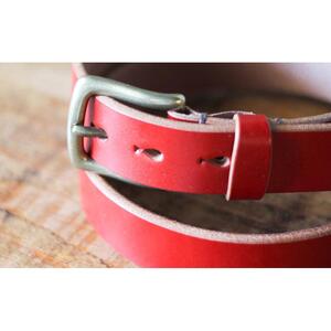 【minca】幅30mmベルト/34インチ  栃木レザーの希少な「ハーネスレザー」使用の贅沢な1枚革のレザーベルト/レッド/HL-B01/RED/minca　592【小物 ファッション 人気 おすすめ 】