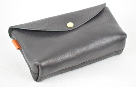 ふるさと納税 栃木レザー ポーチ02M　小物入れ バッグの中もスッキリ 化粧ポーチ/Pouch　02/M/チョコ/minca　425 栃木県栃木市 ふるさと納税全6色栃木レザー ポーチ02M 小物入れ バッグの中も