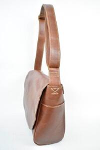 【minca】栃木レザーのショルダーバッグ01M 斜め掛け A4サイズ ソフトな手触り/Shoulder bag 01/M/チョコ　538【かばん ファッション 人気 おすすめ 】