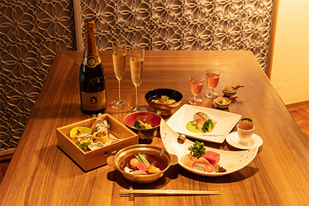 [鬼怒川金谷ホテル] ペア宿泊券 (スタンダード)｜日光市 ホテル 観光 旅行 旅行券 宿泊 宿泊券 チケット 温泉 温泉宿 高級宿 ハイクラス 夏休み 紅葉 鬼怒川温泉 金谷ホテル リゾート グルメ レジャー トラベル ビジネス 出張 クーポン 宿泊予約 人気 おすすめ [0656]