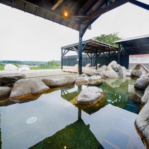 【自慢の朝食と夕食そして温泉三昧】ログハウス思水館1泊2食(大人2名さま)【1499570】