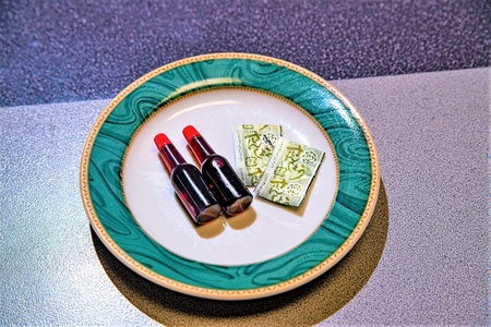 日本料理志ぶ家の うなぎ蒲焼き (タレ付き)