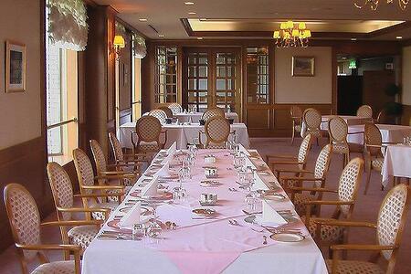 那須野ヶ原ベルビューホテル 宿泊割引券(30,000円分)