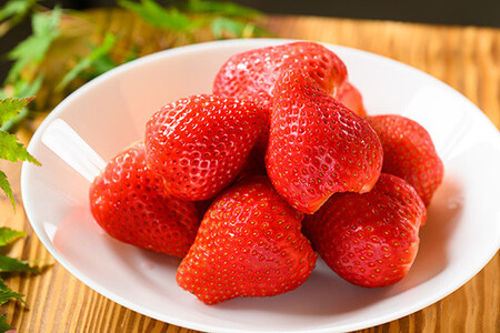 生産農家直送高級品種☆無選別訳あり 冷凍 いちご 栃木県壬生町産スカイベリー900g（300g×3）｜果物 フルーツ 苺 フレッシュ いちご いちご いちご