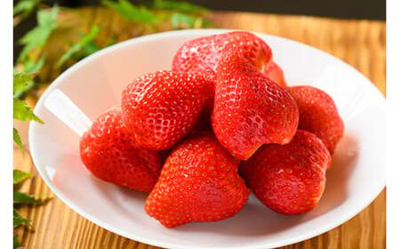 生産農家直送高級品種☆無選別訳あり 冷凍 いちご 栃木県壬生町産スカイベリー1.8kg（300g×6）果物 フルーツ 苺 フレッシュ