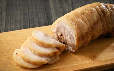 麺処暁商店　名物ラーメン２人前・チャーシューまるごと１本・ぎょうざセット