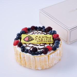 キャンプ・アンド・キャビンズ那須高原オリジナル切り株ケーキ（ショートケーキ）【C-51】 ※着日指定不可