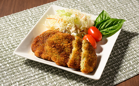 伊勢崎名物 神社コロッケ 55g×32枚 | 惣菜 おやつ ご当地 簡単調理 温めるだけ 手作り ※離島への配送不可