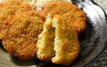 伊勢崎名物 神社コロッケ 55g×32枚 | 惣菜 おやつ ご当地 簡単調理 温めるだけ 手作り ※離島への配送不可