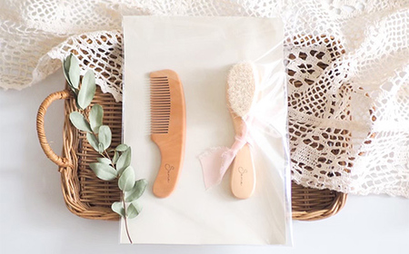 hairbrush&combset (刻印あり)ギフトセット 名入れ ヘアブラシ コーム 櫛 プレゼント 贈り物 記念品 ギフト ブナ F20E-965