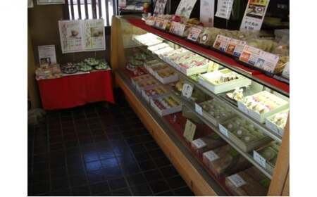 和菓子屋さんのお米の純生ロールケーキ(抹茶&プレーン) 手土産 おやつ デザート スイーツ こだわり お茶うけ しっとり もちもち グルテンフリー F21K-456