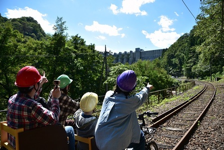 【令和8年5月23日(土)開催】八ッ場ダム点検大放流フェス2026 入場券 ３枚（駐車券・アガッタン乗車チケット(3人乗り)1枚付き） イベントチケット 八ッ場ダム 自転車型トロッコ セット販売