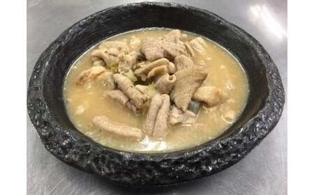 泉亭本店の特製もつ煮（320g×6パック）