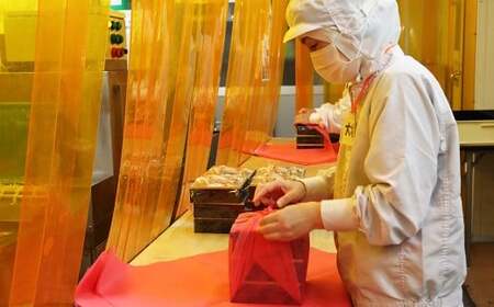 和洋中おせち三段重　【11100-2178】