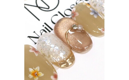 ネイルチップ　ミディアム【金花日和】Sサイズ　Antellijan大宮ネイルサロンのハンドメイド　M4-S　