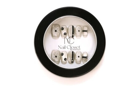 ネイルチップ　ミディアム【夜咲】Lサイズ　Antellijan大宮ネイルサロンのハンドメイド　M6-L