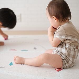 popomi 抗菌もちもちプレイマット　ビビッドtown　140×200×1.6cm【1653065】