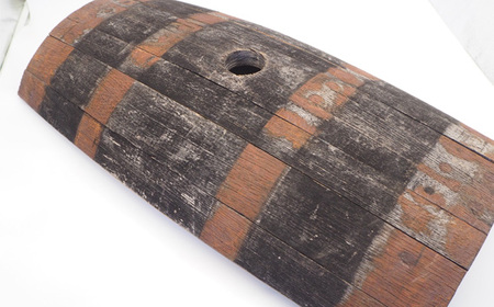 ウイスキー樽材で作った晩酌用木皿 No.541