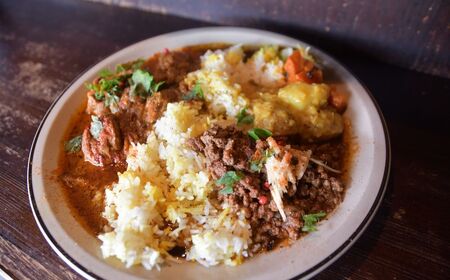 カレー ネゴンボ33で使えるお食事券 3,000円分 | カレー