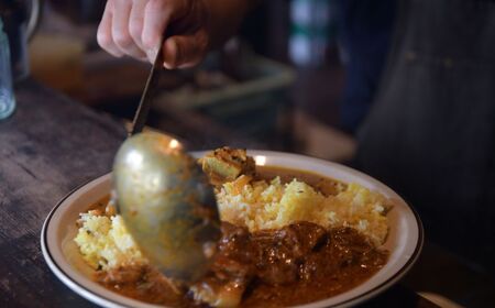 カレー ネゴンボ33で使えるお食事券 3,000円分 | カレー